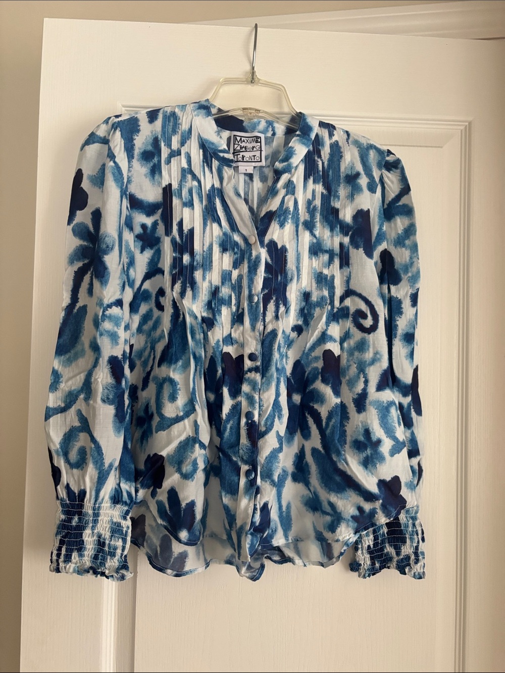 Maxime Blue & White Floral Pintuck Button-Down Top